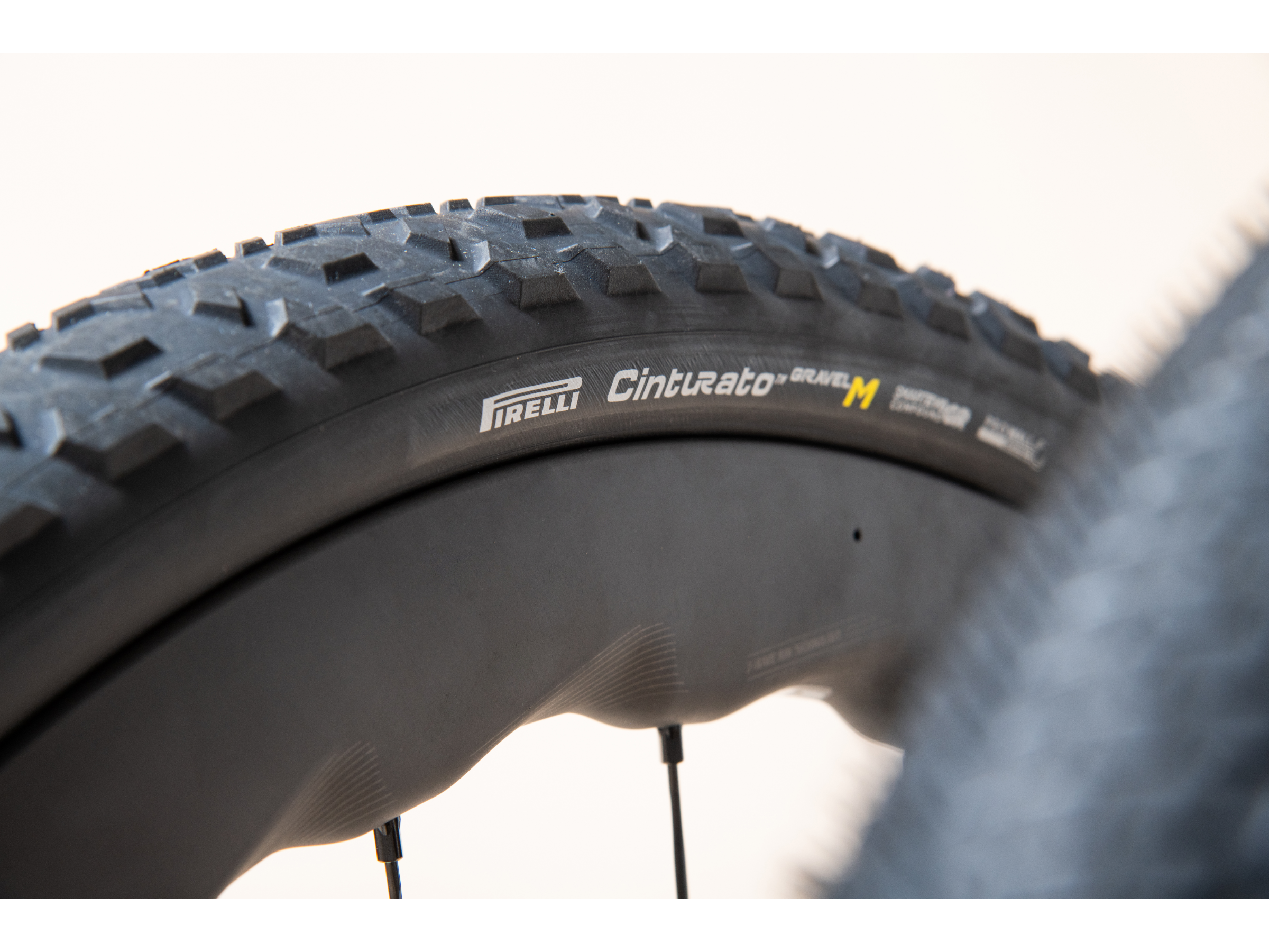 Pirelli Cinturato Gravel M High Performance